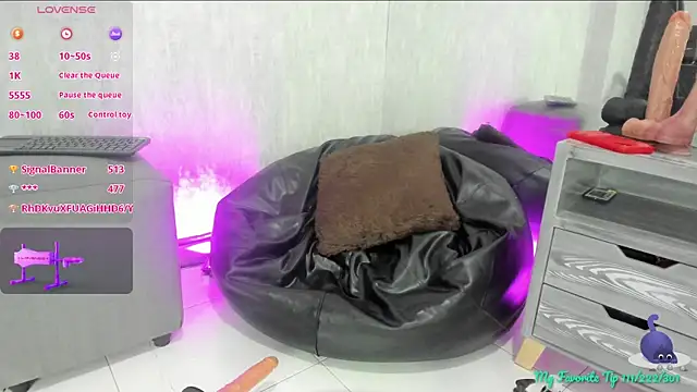 Almaazz online show from 10, 11, 2025