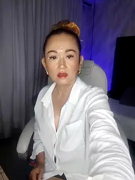 BunnyGlow50 online show from 1, 10, 2025