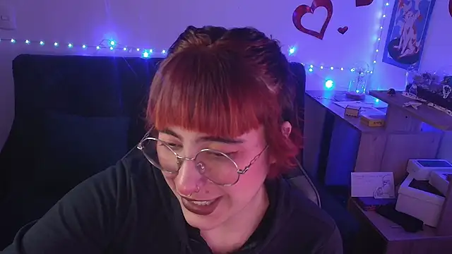 Snapshot of Miacatsito3 chatting on 23, 4, 2026 Miacatsito3 online show from 23, 4, 2026