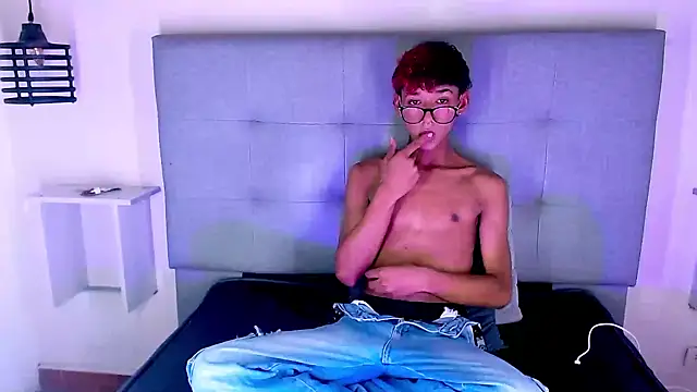 Snapshot of Billie_Turner_ chatting on 19, 9, 2025 Billie Turner online show from 19, 9, 2025