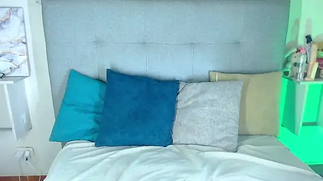 Snapshot of Billie_Turner_ chatting on 13, 10, 2025 Billie Turner online show from 13, 10, 2025