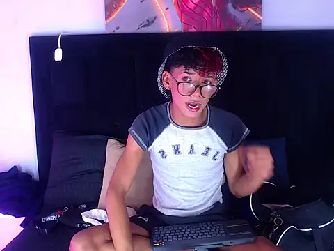 Snapshot of Billie_Turner_ chatting on 18, 11, 2025 Billie Turner online show from 18, 11, 2025