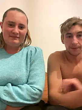 Snapshot of CurvySabrina chatting on 9, 10, 2025 CurvySabrina online show from 9, 10, 2025