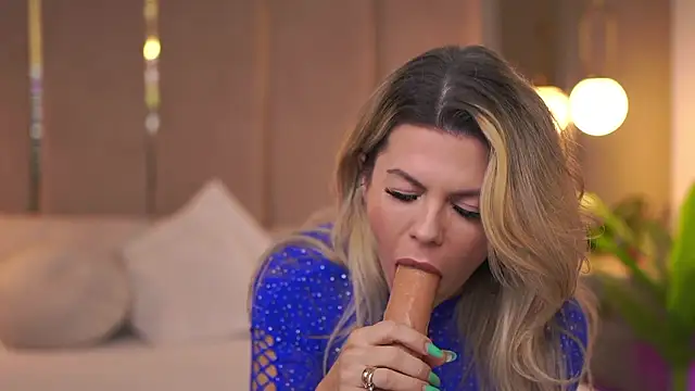 Snapshot of CamilaStarr chatting on 12, 2, 2026 CamilaStarr online show from 12, 2, 2026