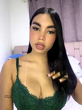 karolaalcendra online show from 13, 11, 2025