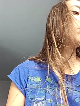 Snapshot of Juliane_Deutschland chatting on 9, 10, 2025 Juliane Deutschland online show from 9, 10, 2025