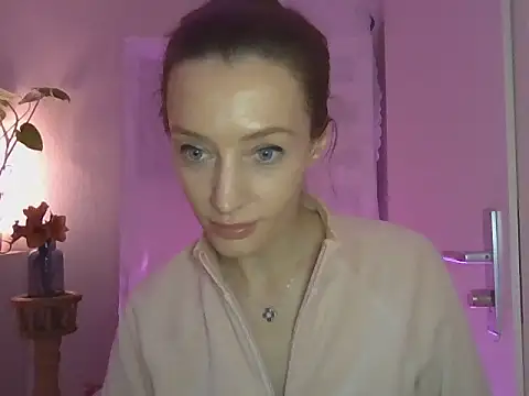 Snapshot of Lasirra chatting on 30, 11, 2025 Lasirra online show from 30, 11, 2025