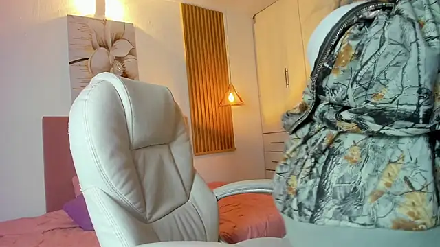 KoraRousee online show from 13, 9, 2025