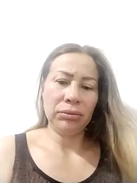 LaraCaliente online show from 25, 11, 2025