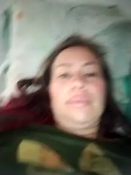 LaraCaliente online show from 15, 2, 2026