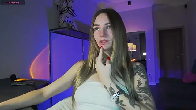 Melloudy online show from 10, 11, 2025