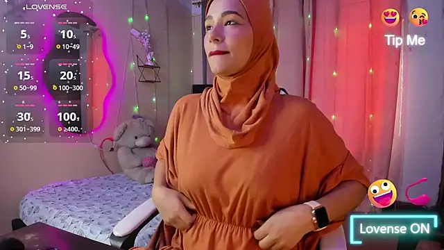 ShanaJamil online show from 3, 12, 2025