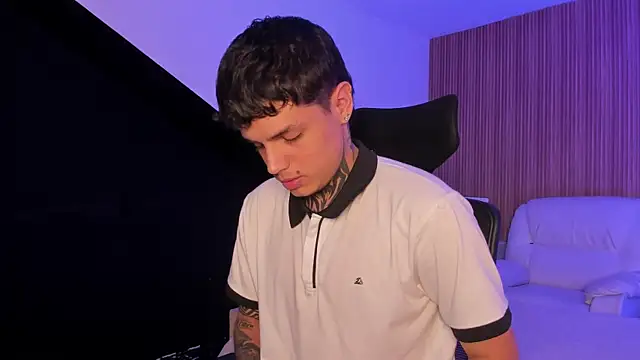 Declan-Fox online show from 11, 10, 2025