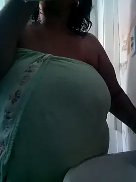 Snapshot of Rosabela04 chatting on 16, 10, 2025 Rosabela04 online show from 16, 10, 2025