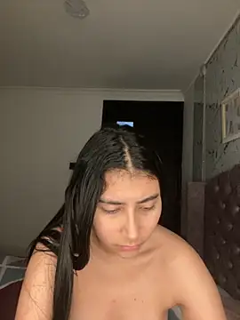 Snapshot of Isabella_Montoya chatting on 9, 10, 2025 Isabella Montoya online show from 9, 10, 2025