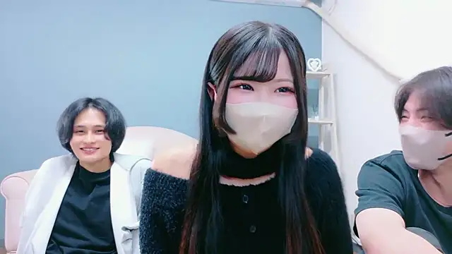 Snapshot of Ruru-shuv chatting on 19, 11, 2025 Ruru-shuv online show from 19, 11, 2025