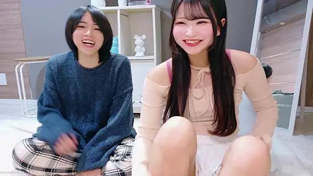 Snapshot of Ruru-shuv chatting on 16, 12, 2025 Ruru-shuv online show from 16, 12, 2025