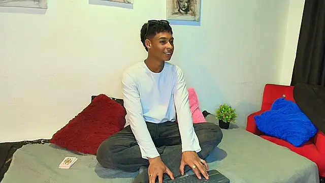 Snapshot of CoffeNaughty_nom chatting on 16, 9, 2025 CoffeNaughty nom online show from 16, 9, 2025