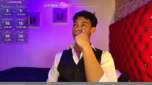 Snapshot of CoffeNaughty_nom chatting on 29, 11, 2025 CoffeNaughty nom online show from 29, 11, 2025