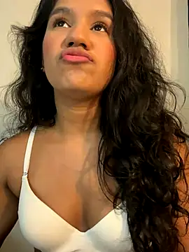 Snapshot of Lyria_Diamond chatting on 23, 10, 2025 Lyria Diamond online show from 23, 10, 2025