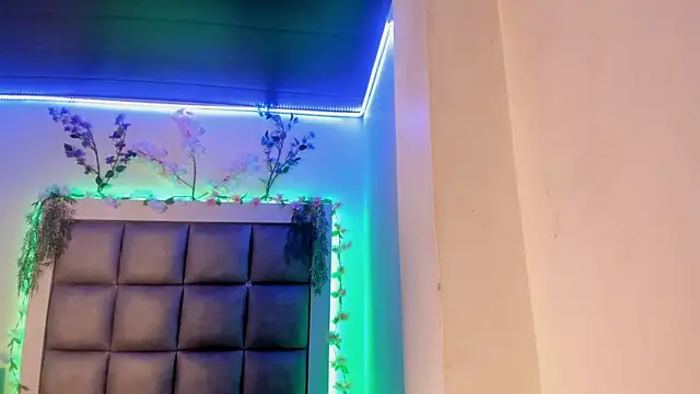 abbiecollins js online show from 13, 4, 2026