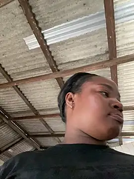 Karol sexy23 online show from 13, 4, 2026