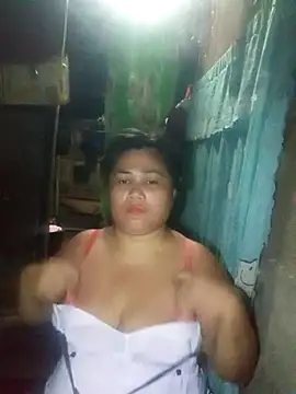 Snapshot of slutty_pinay12 chatting on 15, 10, 2025 slutty pinay12 online show from 15, 10, 2025