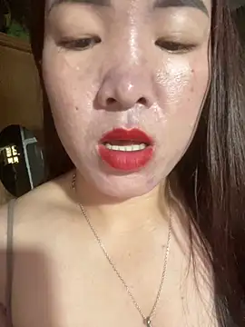 Luna-ass online show from 18, 12, 2025