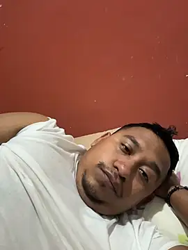 Snapshot of dannybs05 chatting on 4, 11, 2025 dannybs05 online show from 4, 11, 2025