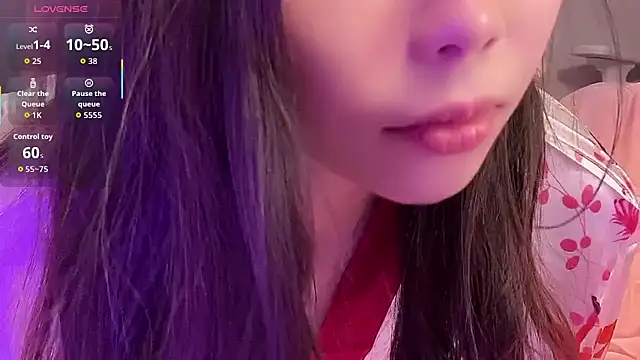 Snapshot of Sweet-taiyang chatting on 19, 10, 2025 Sweet-taiyang online show from 19, 10, 2025