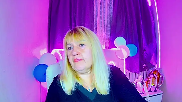 EmmaEllison online show from 30, 9, 2025