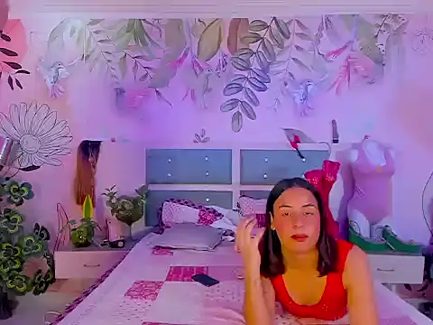 Snapshot of sweet_lulu_sofia chatting on 25, 9, 2025 sweet lulu sofia online show from 25, 9, 2025