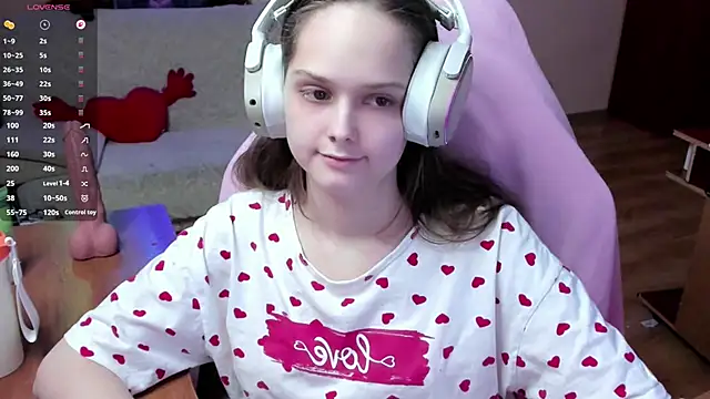 Snapshot of SharybbFace chatting on 12, 2, 2026 SharybbFace online show from 12, 2, 2026