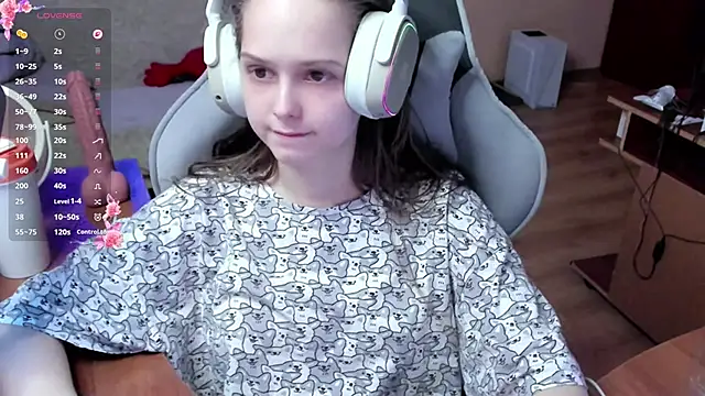 Snapshot of SharybbFace chatting on 27, 2, 2026 SharybbFace online show from 27, 2, 2026