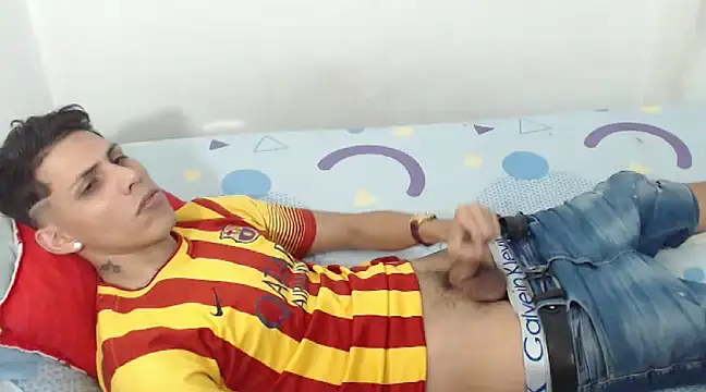 Snapshot of kingfm chatting on 9, 1, 2025 kingfm online show from 9, 1, 2025