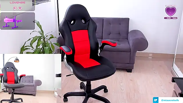 Snapshot of MIA_HERNANDEZ_HOT chatting on 28, 11, 2025 MIA HERNANDEZ HOT online show from 28, 11, 2025