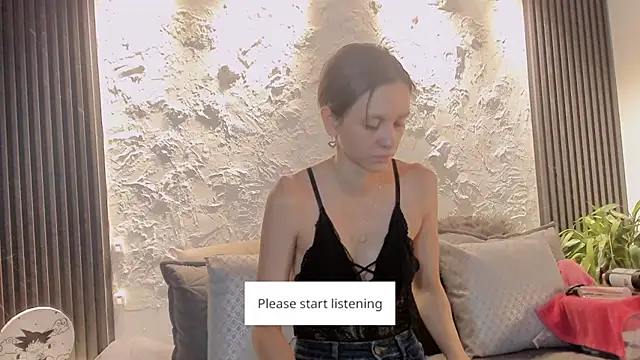 Snapshot of joselin_rouse chatting on 1, 6, 2026 joselin rouse online show from 1, 6, 2026