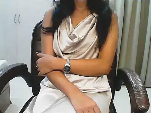 short girl  online show from 20, 11, 2025