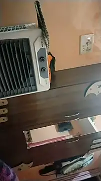 Snapshot of monarani5986 chatting on 4, 12, 2025 monarani5986 online show from 4, 12, 2025