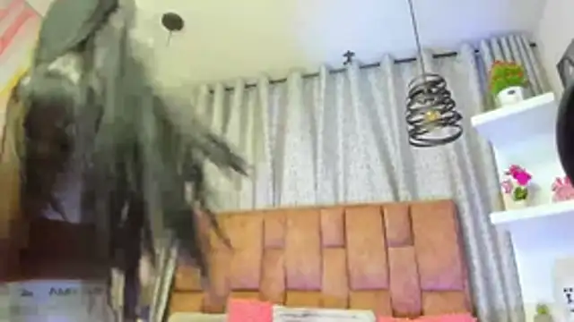 alix noa online show from 11, 11, 2025