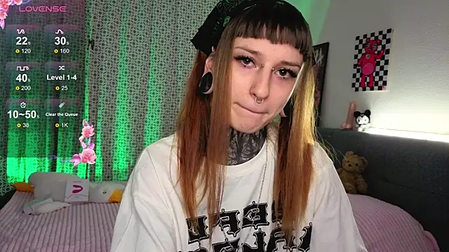 LilithPoison online show from 23, 10, 2025