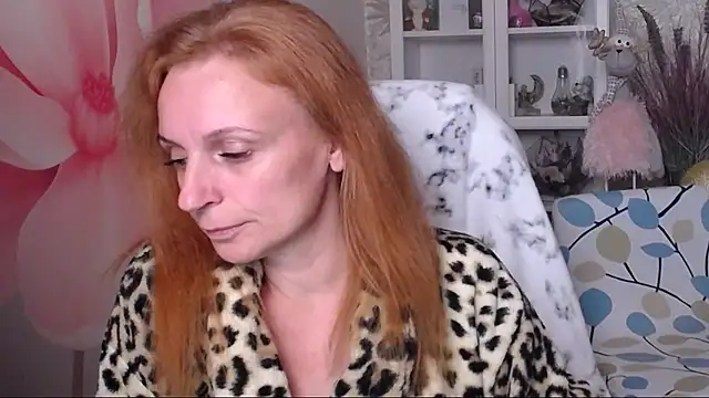 Snapshot of Venus_love1 chatting on 16, 10, 2025 Venus love1 online show from 16, 10, 2025