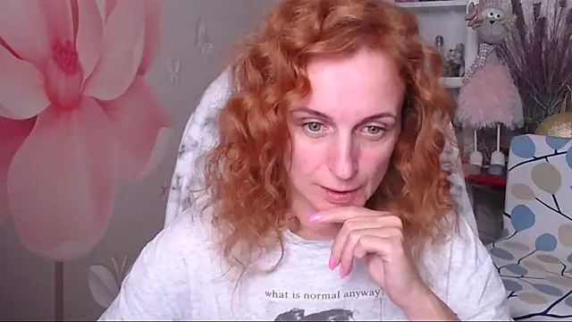 Snapshot of Venus_love1 chatting on 11, 11, 2025 Venus love1 online show from 11, 11, 2025