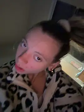 cuminhot69 online show from 21, 11, 2025