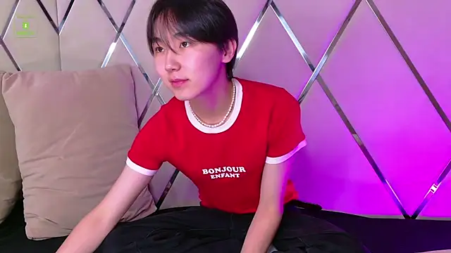 HeejinWang online show from 23, 9, 2025