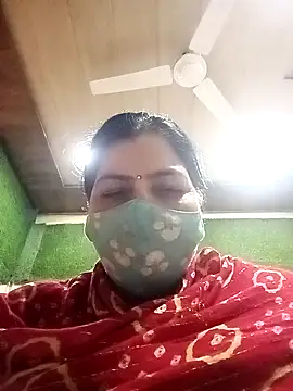 Love-890 online show from 5, 10, 2025