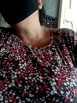 Love-890 online show from 6, 10, 2025