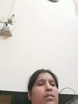 Snapshot of aliya-jaan71 chatting on 19, 7, 2026 aliya-jaan71 online show from 19, 7, 2026