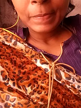 Miss linaa online show from 26, 11, 2025