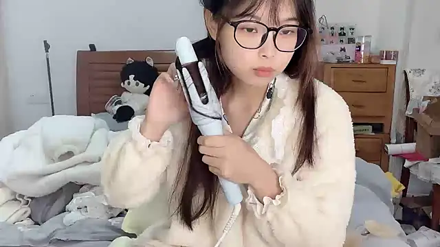 Akong11 online show from 24, 11, 2025